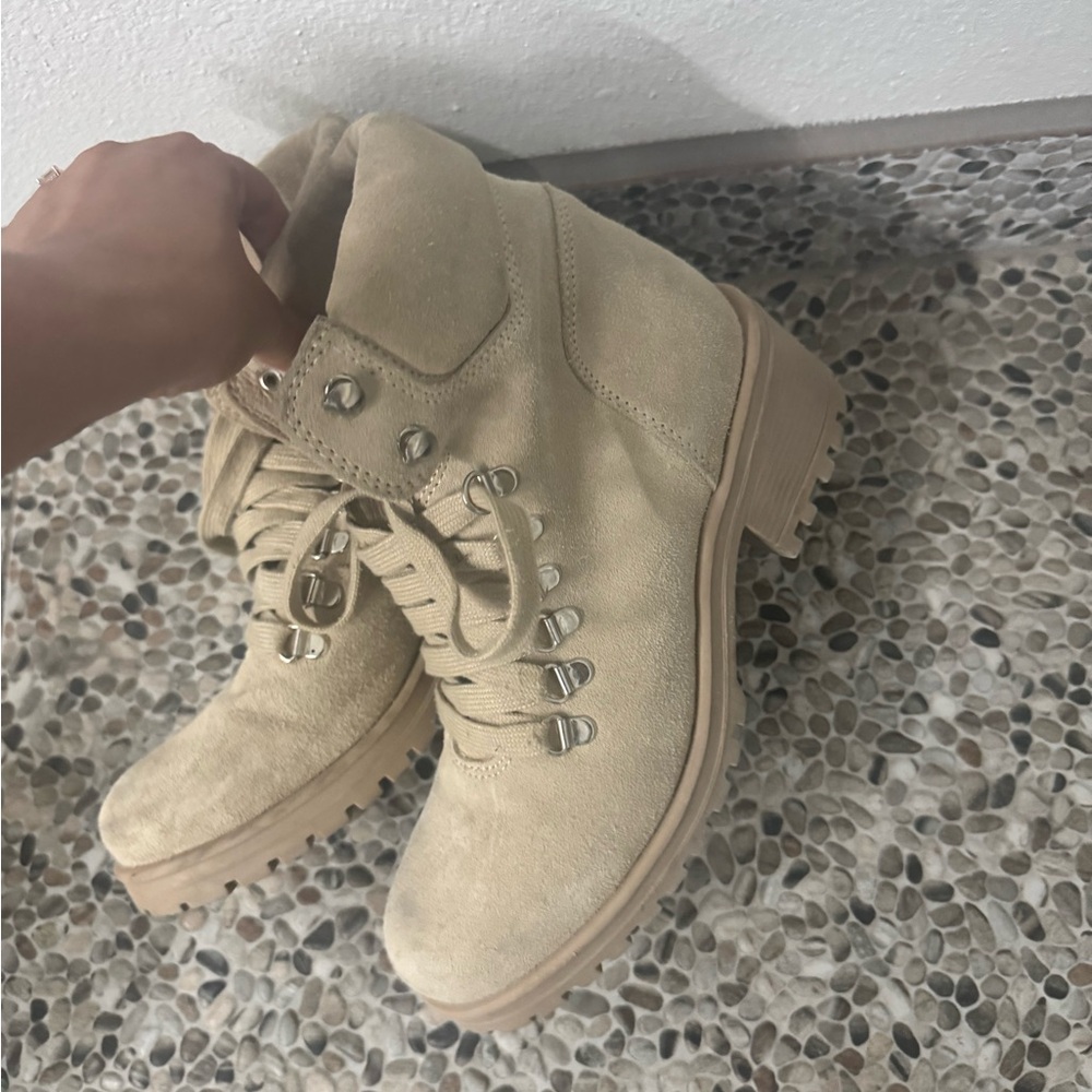 Steve Madden boots